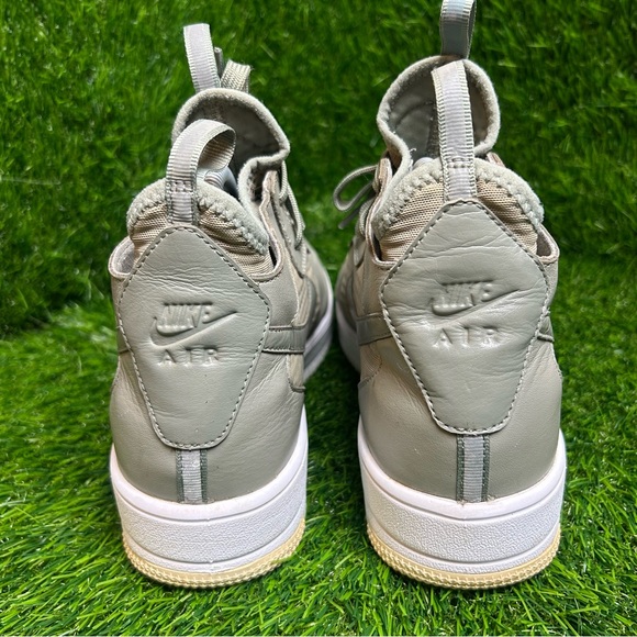 Nike Air Force Men's Green High-Top Sneakers - Picture 4 of 7